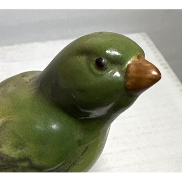 Beswick Greenfinch Ceramic Bird Figurine No. 2105A England First Version - Picture 3 of 9
